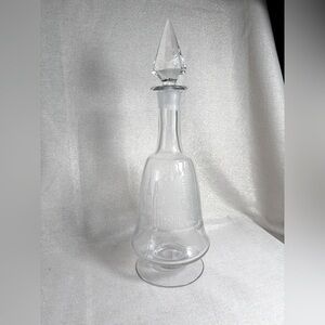 Heisey Tally Ho Silhouette Etching Cristos Footed Decanter with Steeple Stopper